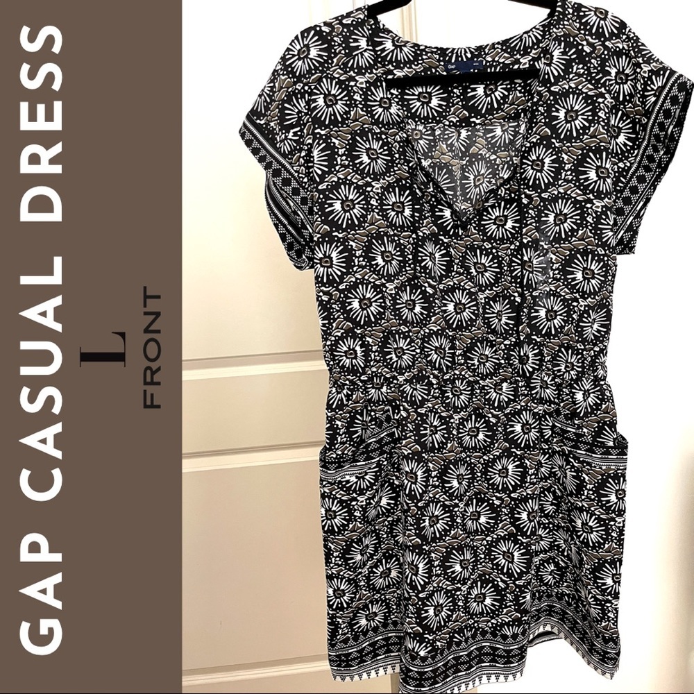 GAP dress